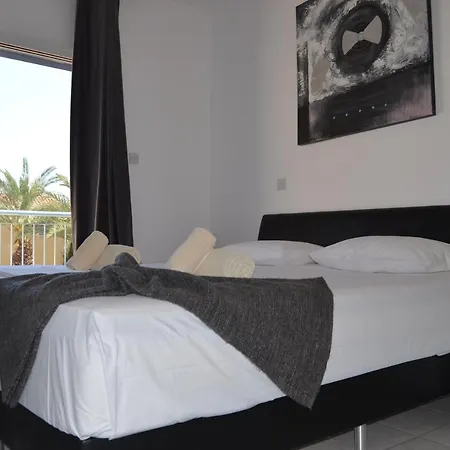 Sanders Apartament *